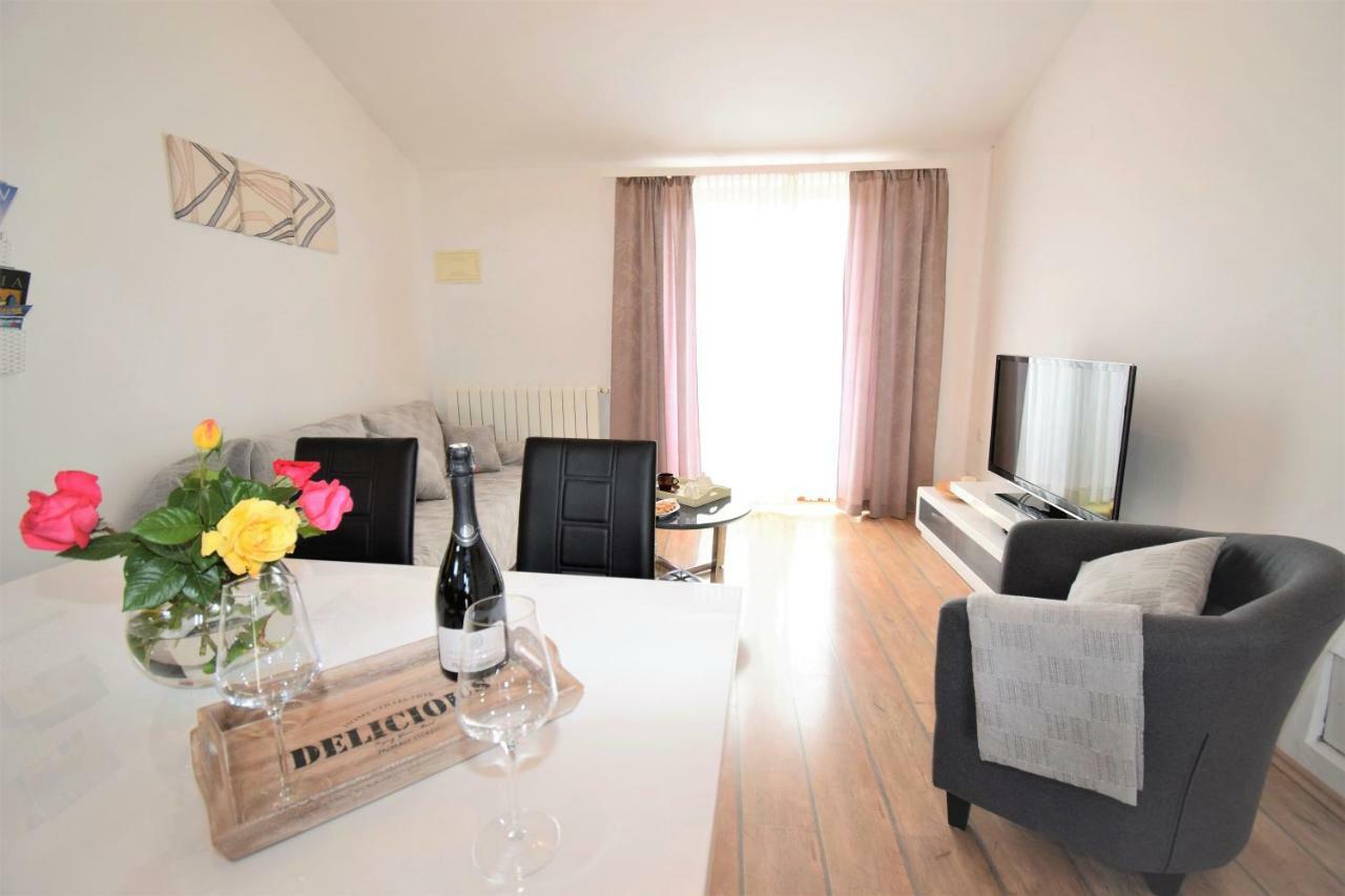Apartment Vita Vodnjan Eksteriør billede